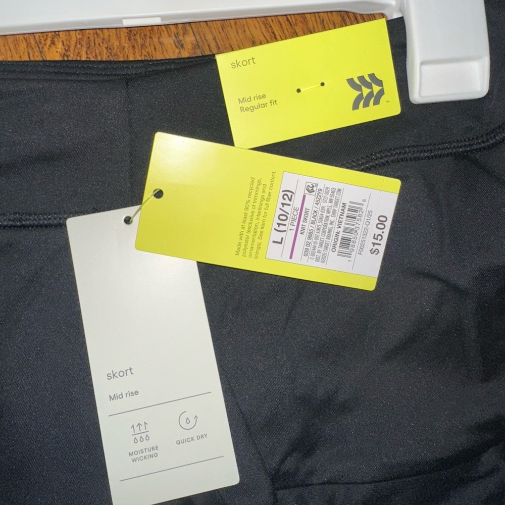 All In Motion Girls Skort Mid Rise Regular Fit - Black - NEW W TAGS LARGE 10/12 - Picture 2 of 3